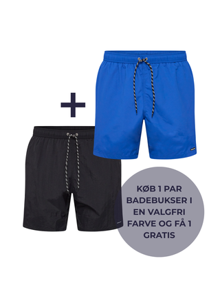 Køb 1 par ensfarvede North Latitude-badeshorts og få 1 par GRATIS